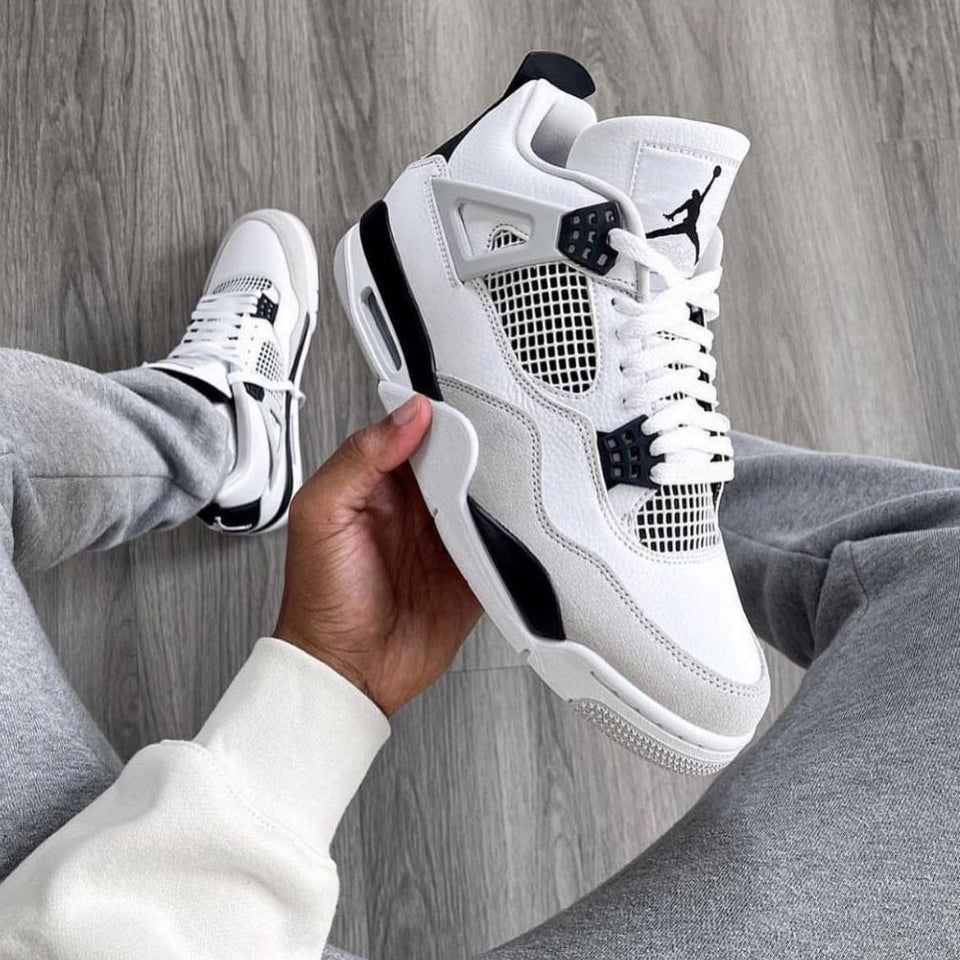 Air Jordan 4 Retro White Grey