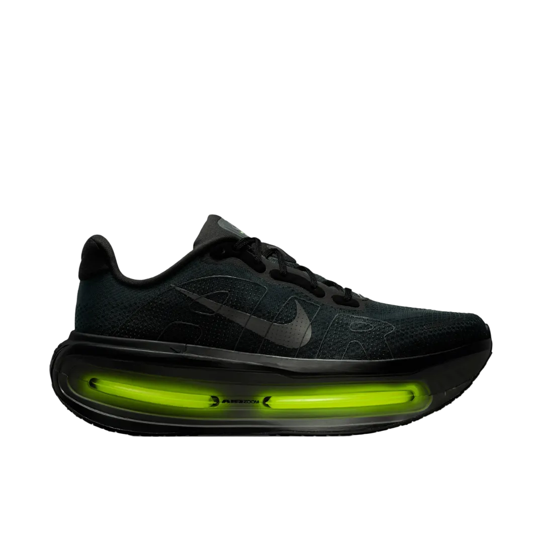 Vomero Premium Black Volt