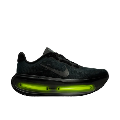 Vomero Premium Black Volt