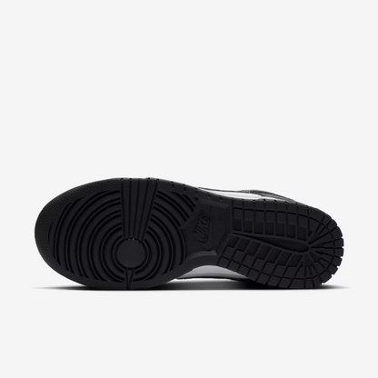 Dunk Low Panda